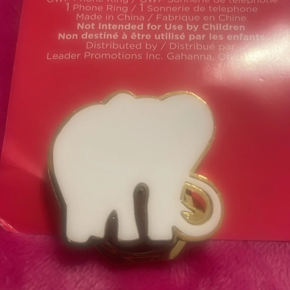 2 items Lilly Pulitzer new elephant phone ring and GUC air pod case.